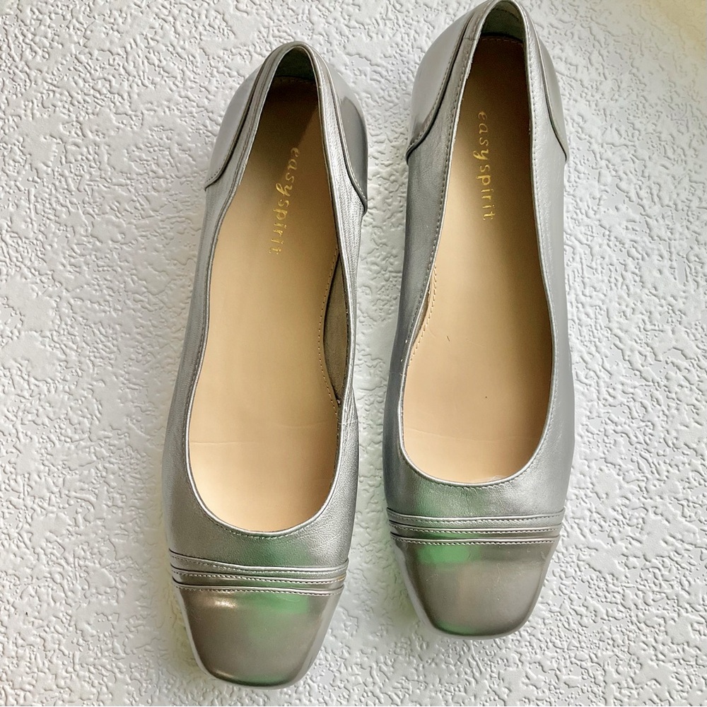 Easy Spirits Womens Silver Metallic Leather Size 8 Slip On Casual/Dress Shoe